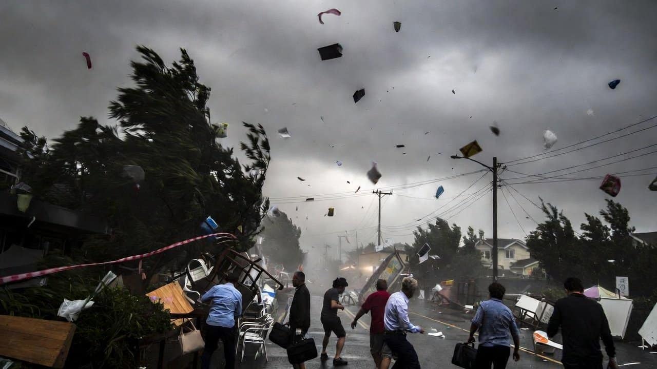 What a wind advisory means for your day