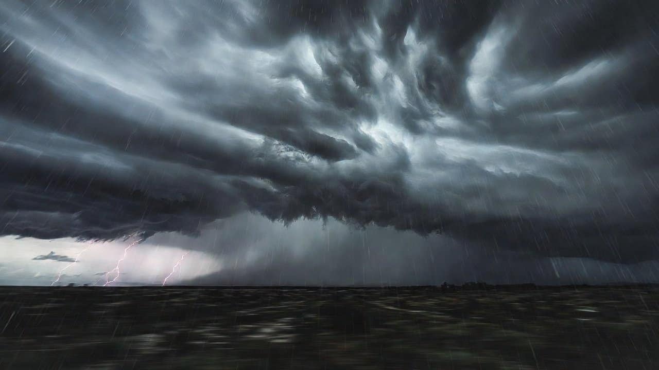 Strong Storm Conditions Under Severe Thunderstorm Watch